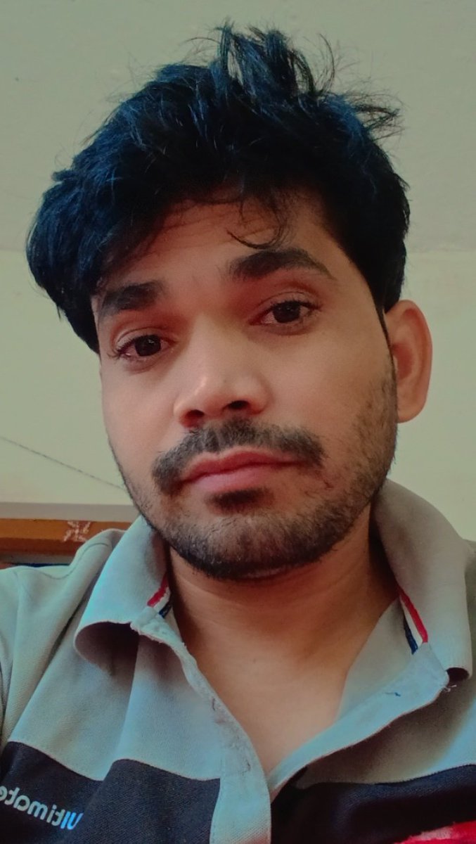 MSDUPP's tweet photo. फाइनली बुखार आ ही गयो 😐🙂🤤
#feaver 🥱 https://t.co/9noob1xy8d