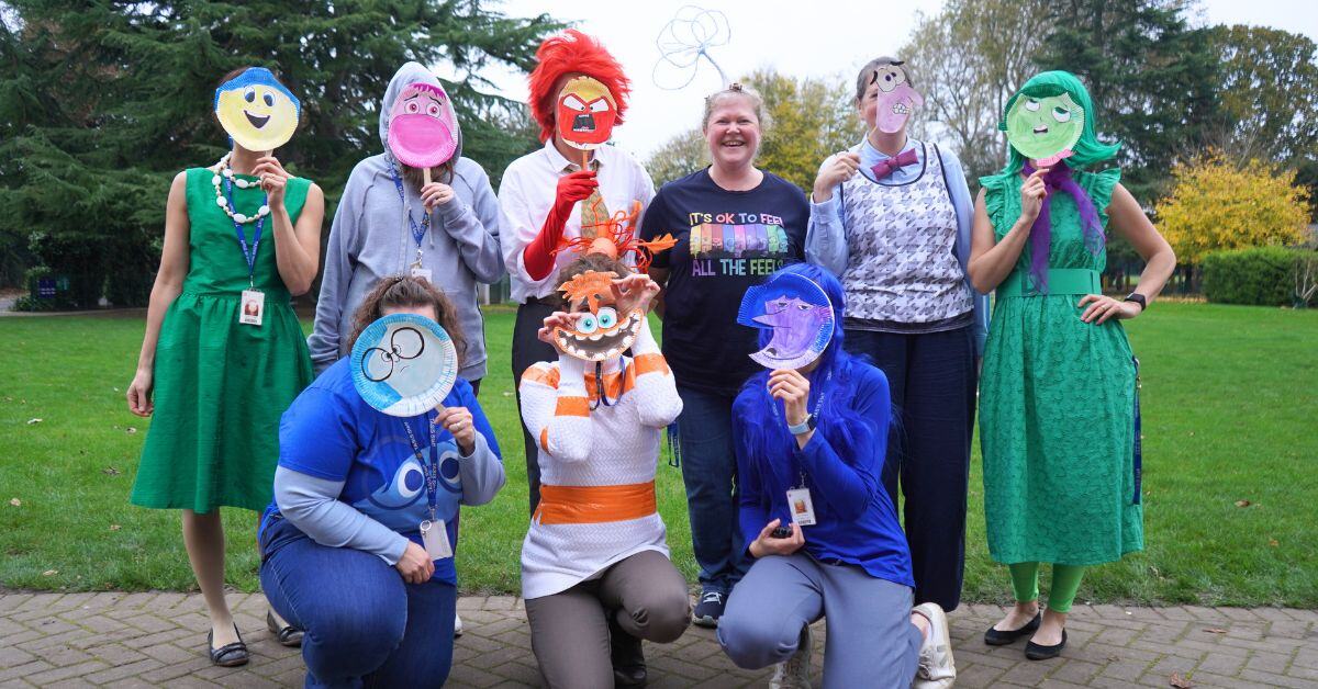 tasisengland's tweet image. From “Trunk or Treat” to #HalloweenCostume contests, our Halloween was filled with spook-tacular memories and sweet treats. 🎃🦖👻
🔗 See more photos: bit.ly/3YA3UCV
#TASISEngland #InternationalSchool