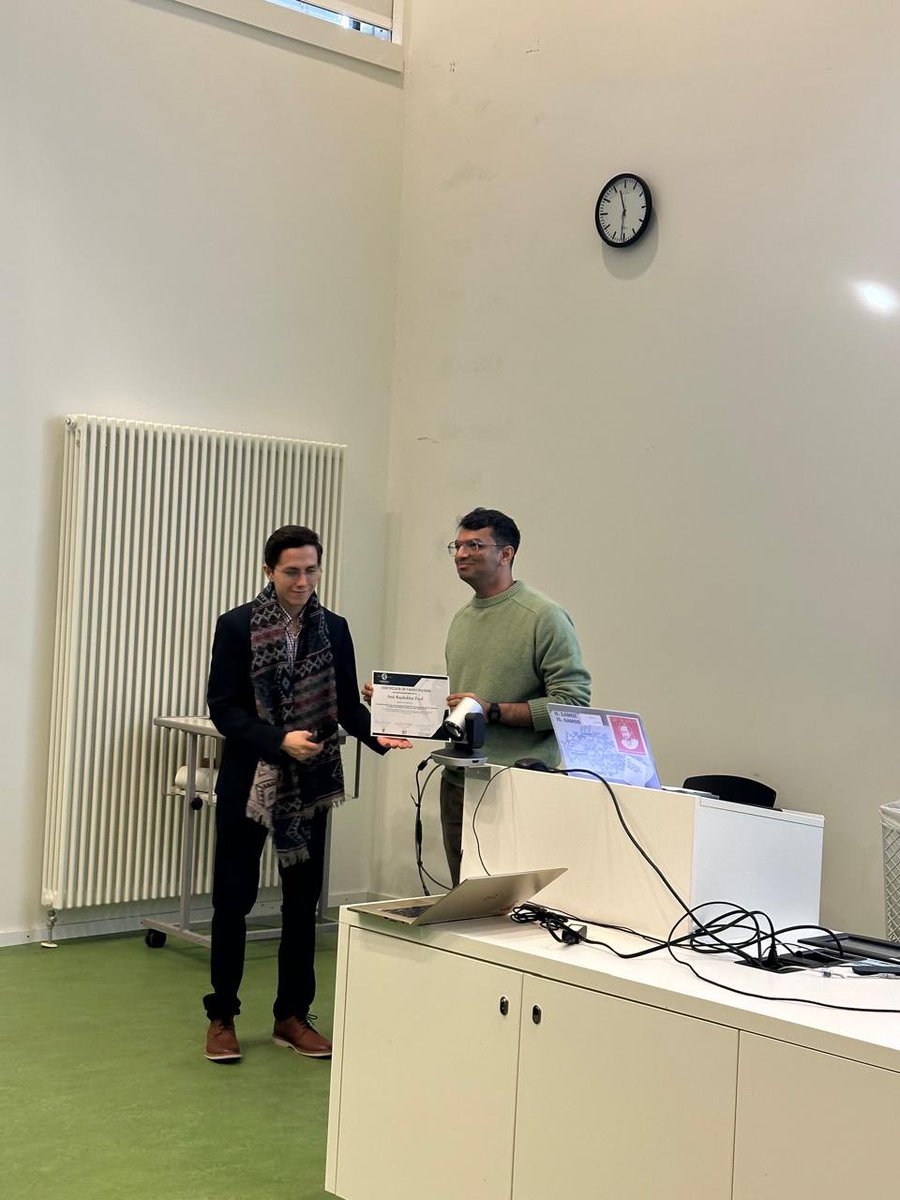 Huge congrats to Smit Rajshekhar Patel for taking home the Best Paper Award at this year’s #GeoMundus2024 with his work on “Delineating Arable Land and Groundwater Potential in the Palestinian-Israeli Landscape: An Insight into Resource Contestation and Territoriality,”! 🎉👏