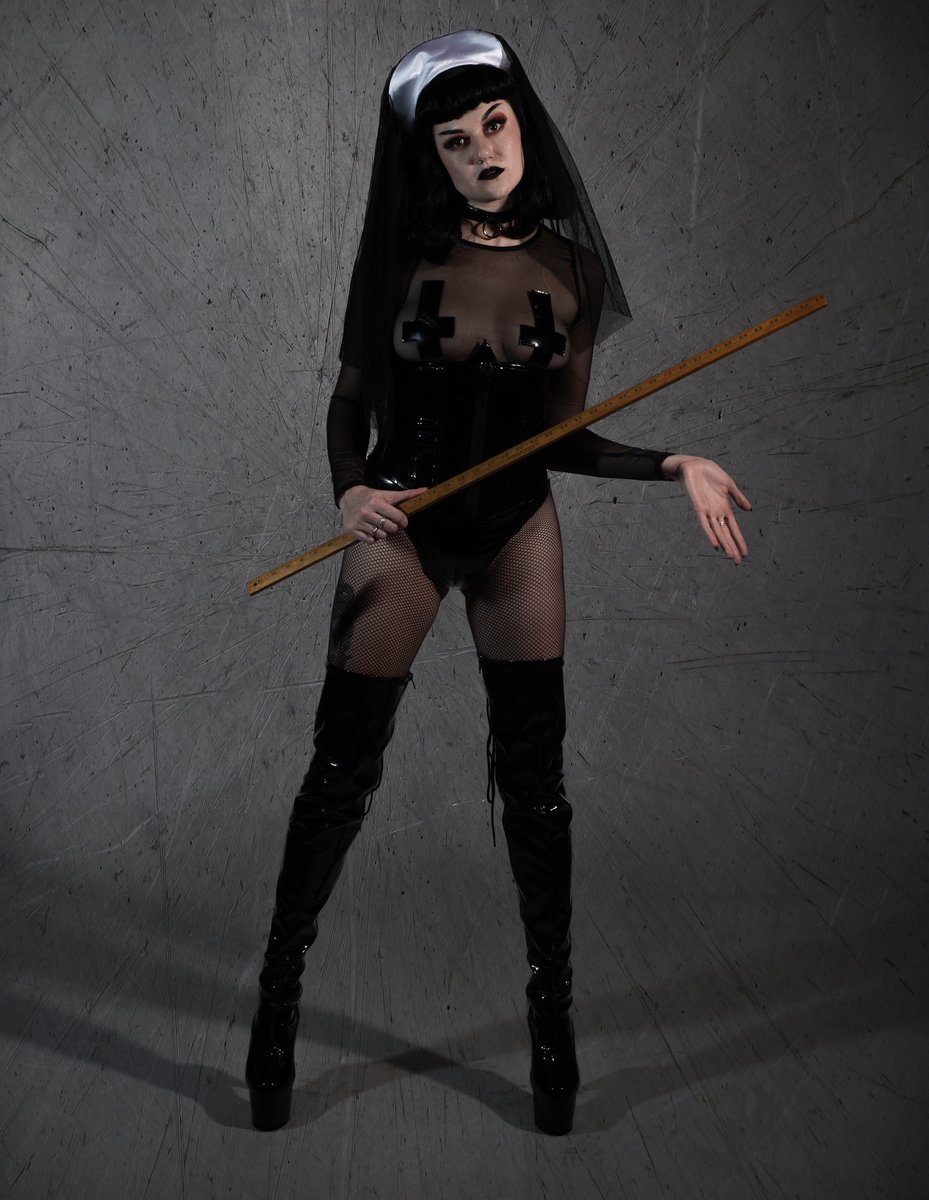 missjuniperfizz's tweet photo. Anyone got a catholic kink? See the whole set https://t.co/ZMO9EdieEb #sexynun #fetishnun #femdom #bdsm #contentforsale #fansly #pvc #pleaser #pleaserboots #fishnet #goth #gothgirl #sexygoth #fanslymodel #pinup #model https://t.co/ZZK7d2ahEf
