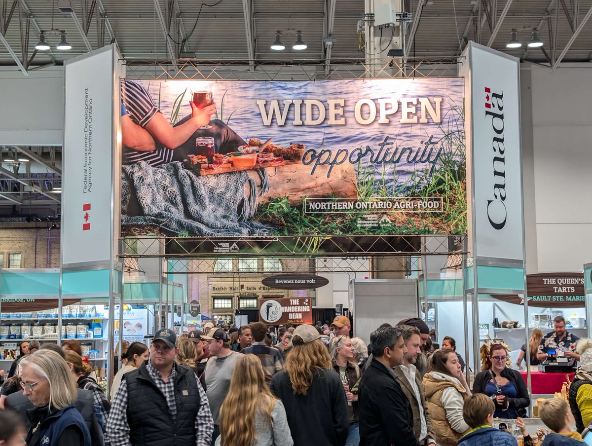 FedNor's tweet photo. There’s a reason the #NorthernOntario Agri-Food Pavilion @TheRAWF was such a busy place this weekend: there’s something for everyone! Come check it out. The Royal runs Nov 1-10. #RAWFNorthernPavilion  #RAWF102 #FedNor https://t.co/yG27BAYaZF