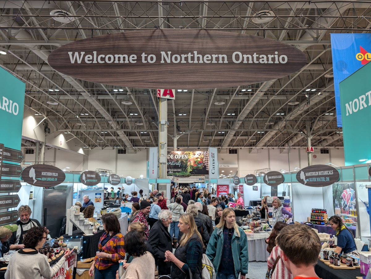 FedNor's tweet photo. There’s a reason the #NorthernOntario Agri-Food Pavilion @TheRAWF was such a busy place this weekend: there’s something for everyone! Come check it out. The Royal runs Nov 1-10. #RAWFNorthernPavilion  #RAWF102 #FedNor https://t.co/yG27BAYaZF