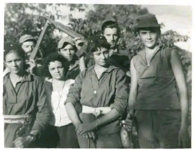 GesapComunica's tweet photo. En #Holguín los combatientes y las Marianas no dieron tregua al enemigo e impidieron la entrada y salida de sus tropas y medios logísticos a la provincia de Oriente.
Aniversario de la fundación del Cuarto Frente Oriental en Mir
#CubaViveEnSuHistoria 
#Cuba
#UnidosXCuba
#HolguinSi https://t.co/pQEwWAtYIM