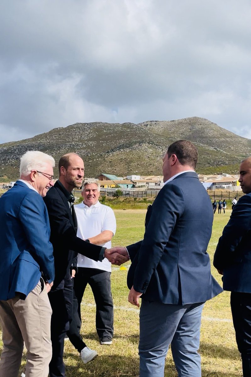 Welcome to Cape Town, Prince William! 🇿🇦☀️ <a href="/KensingtonRoyal/">The Prince and Princess of Wales</a> 

We’re honoured to be hosting the <a href="/EarthshotPrize/">The Earthshot Prize</a> in Cape Town this week 💚🌍