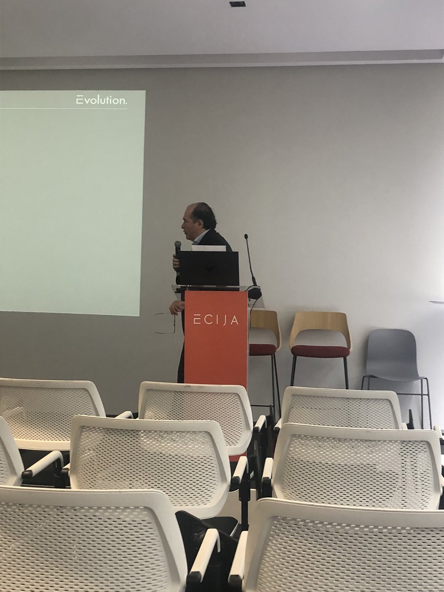 Reportando resultados anuales de los Grupos de #RealEstate y #Litigation de <a href="/ECIJA/">ECIJA</a> Yolanda Lobao <a href="/VictormoraloU/">victormoraloiza</a> <a href="/Ricardochaconlv/">Ricardo Chacón López-Velarde</a> Edson López