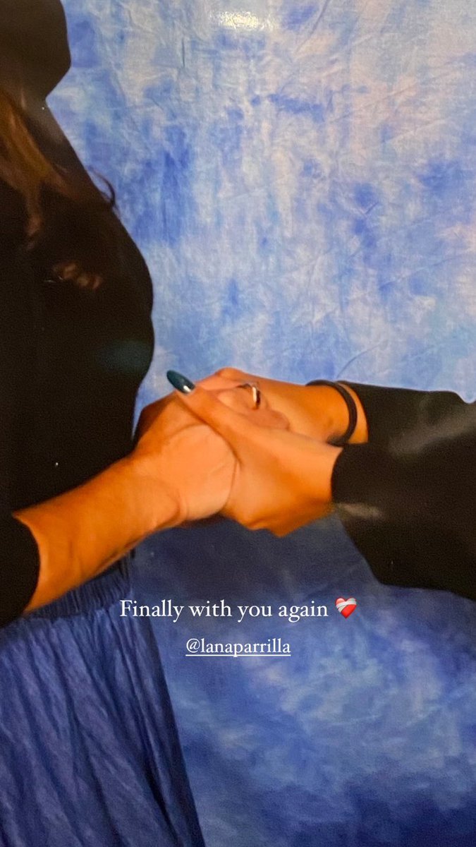 Her hands in mine 😭😭
