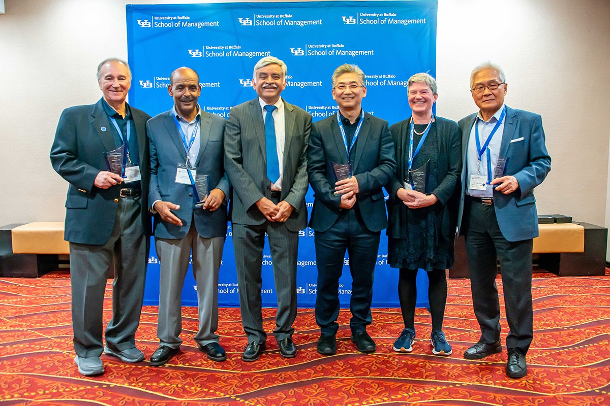 UBSchoolofMGT's tweet image. Last month, we welcomed scholars from around the globe to the 34th annual Conference for Financial Economics and Accounting, where more than 175 attendees learned about the latest research in the field. 

Read more ➡️ management.buffalo.edu/about/news.hos…

#UBMgt #UBuffalo