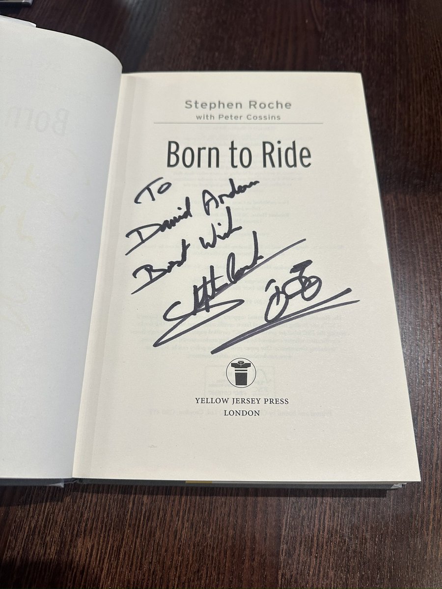 But 2 signed editions nice 👌🏻