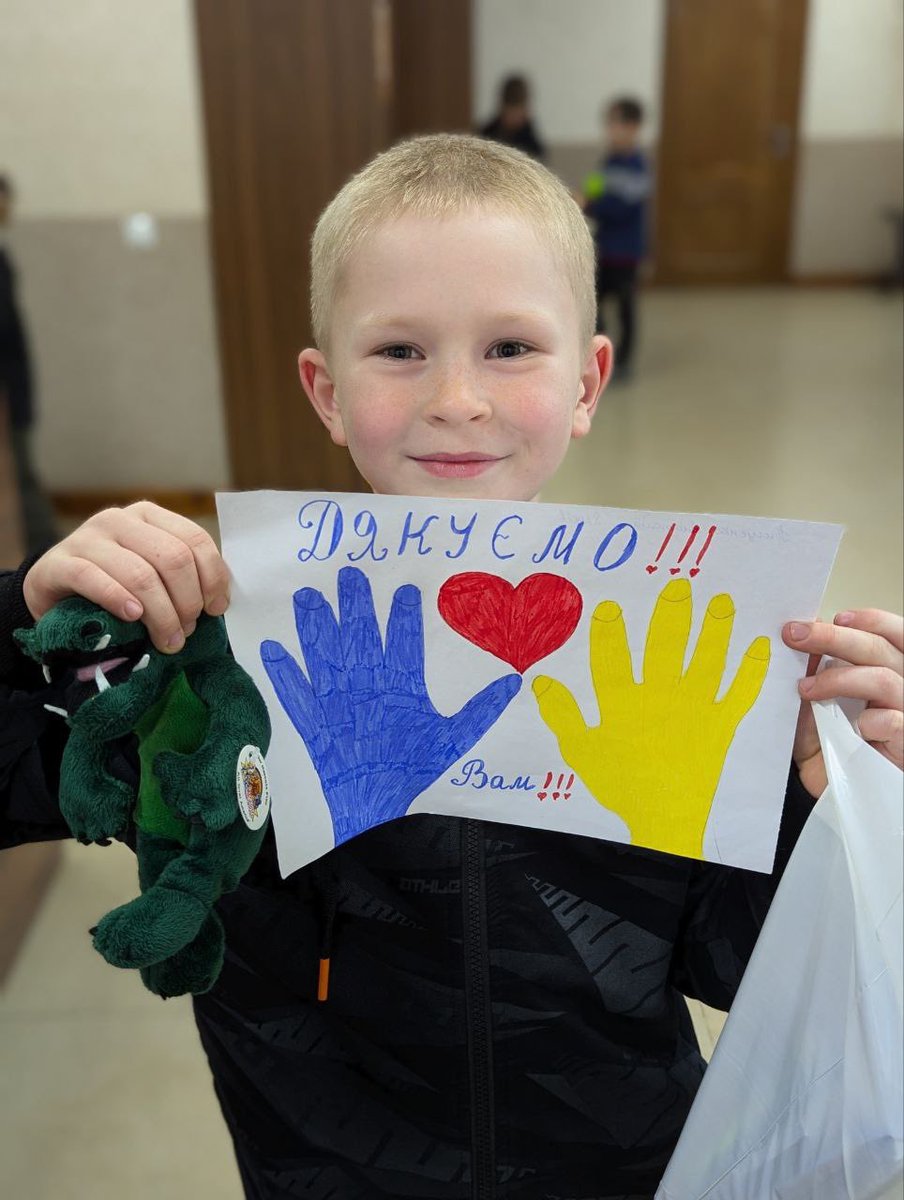 ymbefree's tweet photo. Our children in Brusyliv created nice gifts for those who protect them.
This is how they want to express their gratitude to the men and women who keep them safe. https://t.co/AAjwdPWqDK