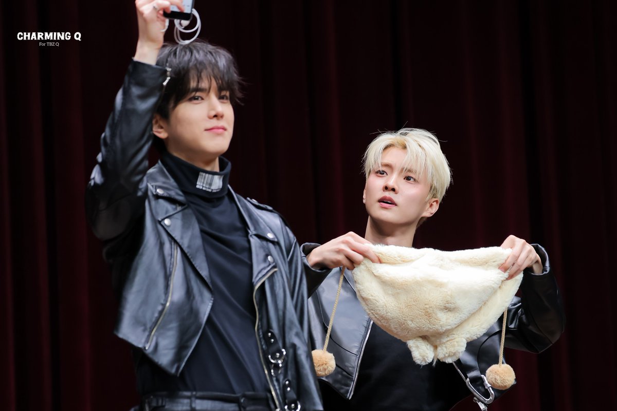 🙈🥳🎂
#청춘을_닮은_창민아_생일축하해
#Our_Youth_Q_HBD
#더보이즈 #THEBOYZ #TBZ 
#지창민 #큐 #Q #キュー