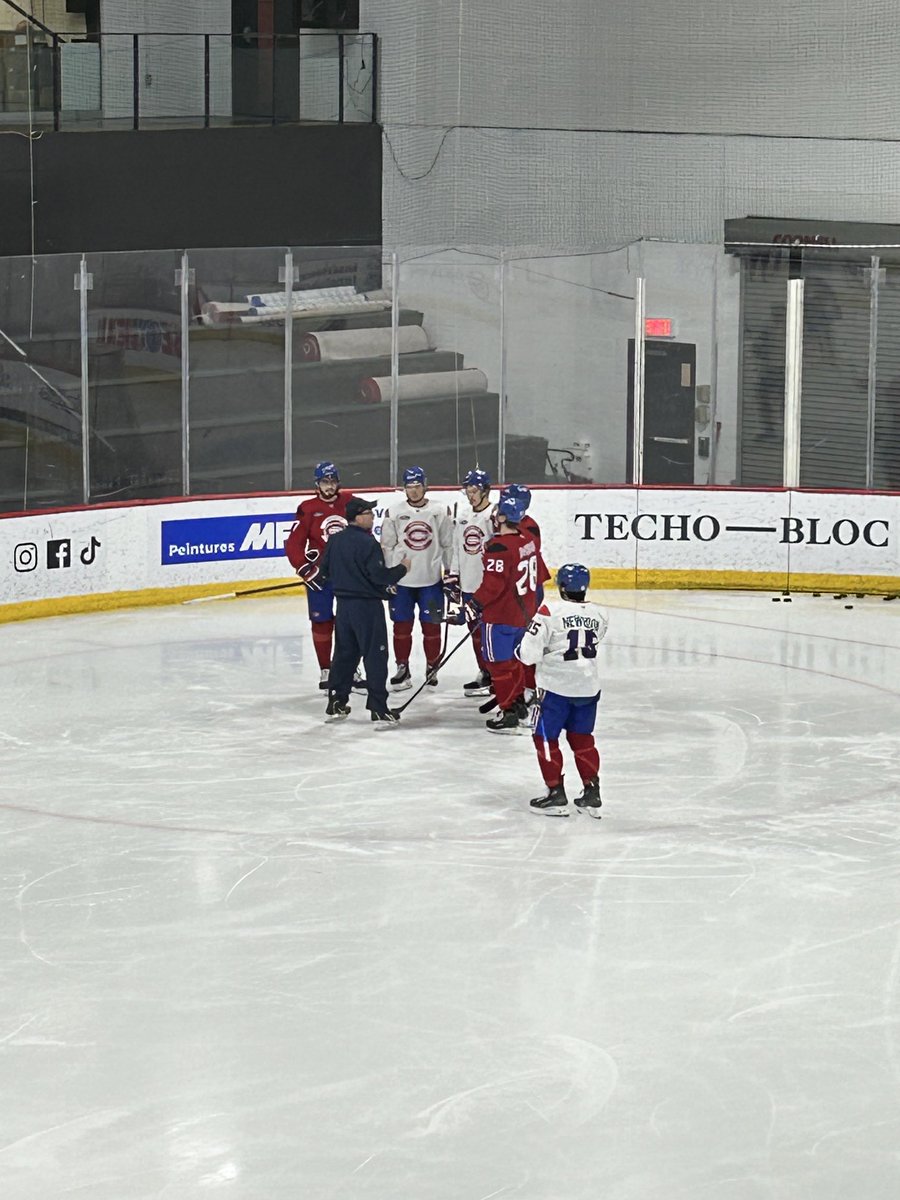 Alexandre Gascon (@gasconalexandre) on Twitter photo Les six centres (Suzuki, Dach, Evans, Dvorak, Newhook, Kapanen) avec le spécialiste des mises au jeu Marc Bureau. Les six centres (Suzuki, Dach, Evans, Dvorak, Newhook, Kapanen) avec le spécialiste des mises au jeu Marc Bureau.