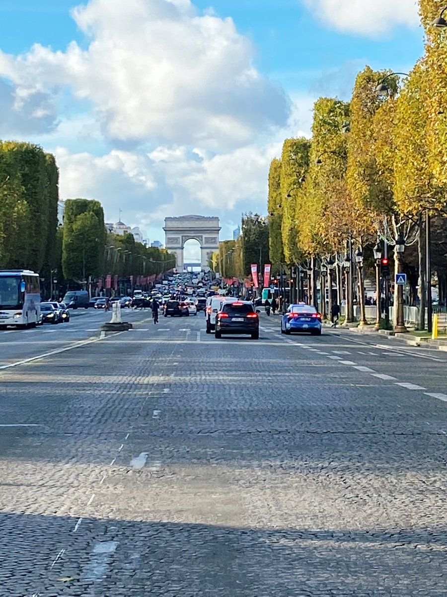 awateph's tweet photo. When in Paris 🩵. https://t.co/awFn4sOGSN