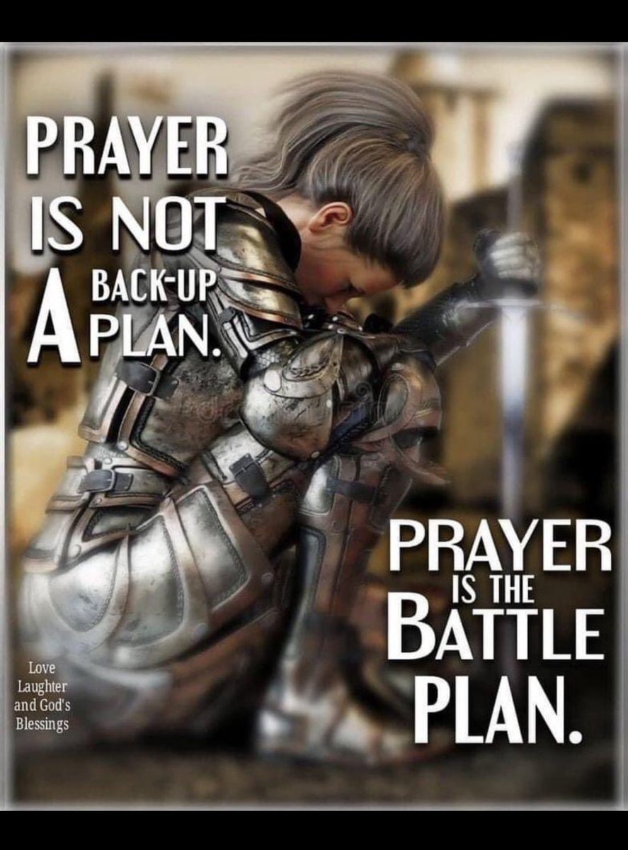 laralogan's tweet image. 