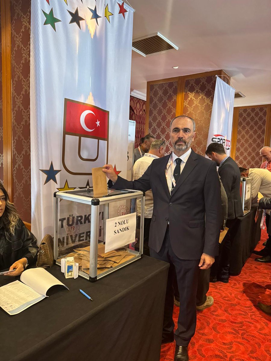 Bayburtedu's tweet photo. Rektörümüz Prof. Dr. Mutlu Türkmen’i, Türkiye Üniversite Sporları Federasyonu Başkanlığı görevine seçilmesi vesilesiyle tebrik ediyoruz. 👏

Kapsayıcı spor organizasyonları için Üniversitemize geniş fırsatlar sunan bu gurur verici yeni süreçte Rektörümüze muvaffakiyet diliyoruz. https://t.co/5pixWk9ewl