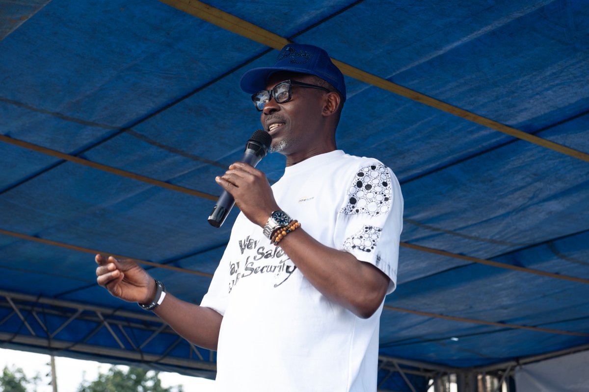 917wavefm's tweet image. Meet the brain behind the Walk for safety, Walk for security project.
Our exceptional and working General Manager, Mr Rex Igiri aka Big Daddy. 

Let’s celebrate him 👏

#WalkforsafetyWalkforsecurity #Wsws27 #WaveFM