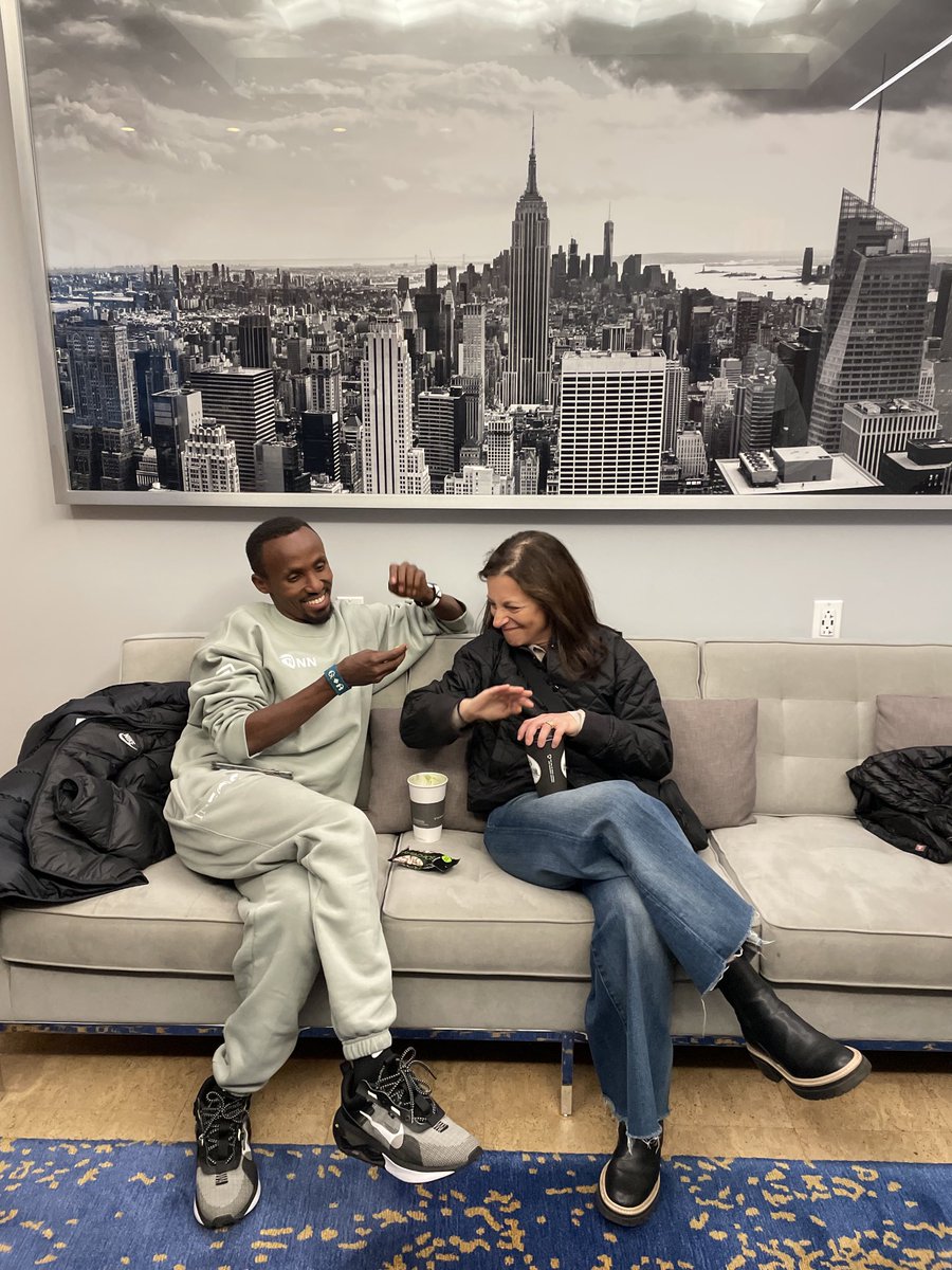 A little punchy!   ⁦<a href="/AbdiNageeye/">abdi Nageeye</a>⁩ winner ⁦<a href="/nycmarathon/">TCS New York City Marathon</a>⁩