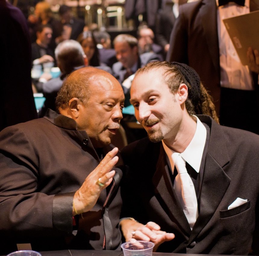 daviddiamante's tweet photo. Today, we say goodbye to an icon. #QuincyJones wasn’t just a master of music; he was a master of life. He once shared wisdom on creativity, resilience, and life—words that will stay with me forever. Rest in peace, #Quincy. Thank you for the music and the memories. #Legend https://t.co/A8yOnnSX4M