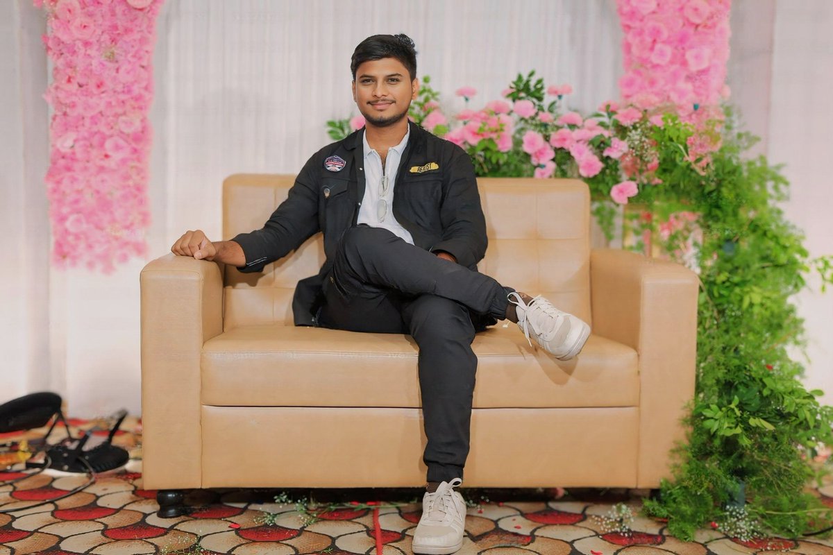 OvDuke's tweet photo. Brother's wedding mood https://t.co/PaA5UfBu3Y