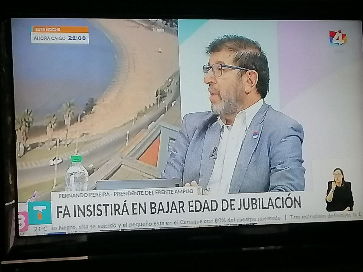 Pablo23955261's tweet photo. Este tipo nació Jubilado y cada vez que hablan de proyectos progresistas el que muere es el labrador del medio que banca ricos y al pichaje la verdad no hay nada más corderito que los que siguen ciegos a estos payasos, Orsi no dice nada bueno parece una campaña del 90, https://t.co/mmXRGqDITJ