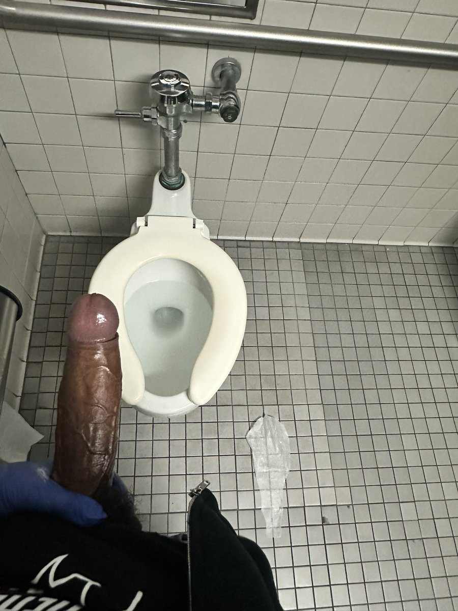ThatsaBIGdickk's tweet photo. Starting the week off hard 😮‍💨😈 https://t.co/InpRgfqH54