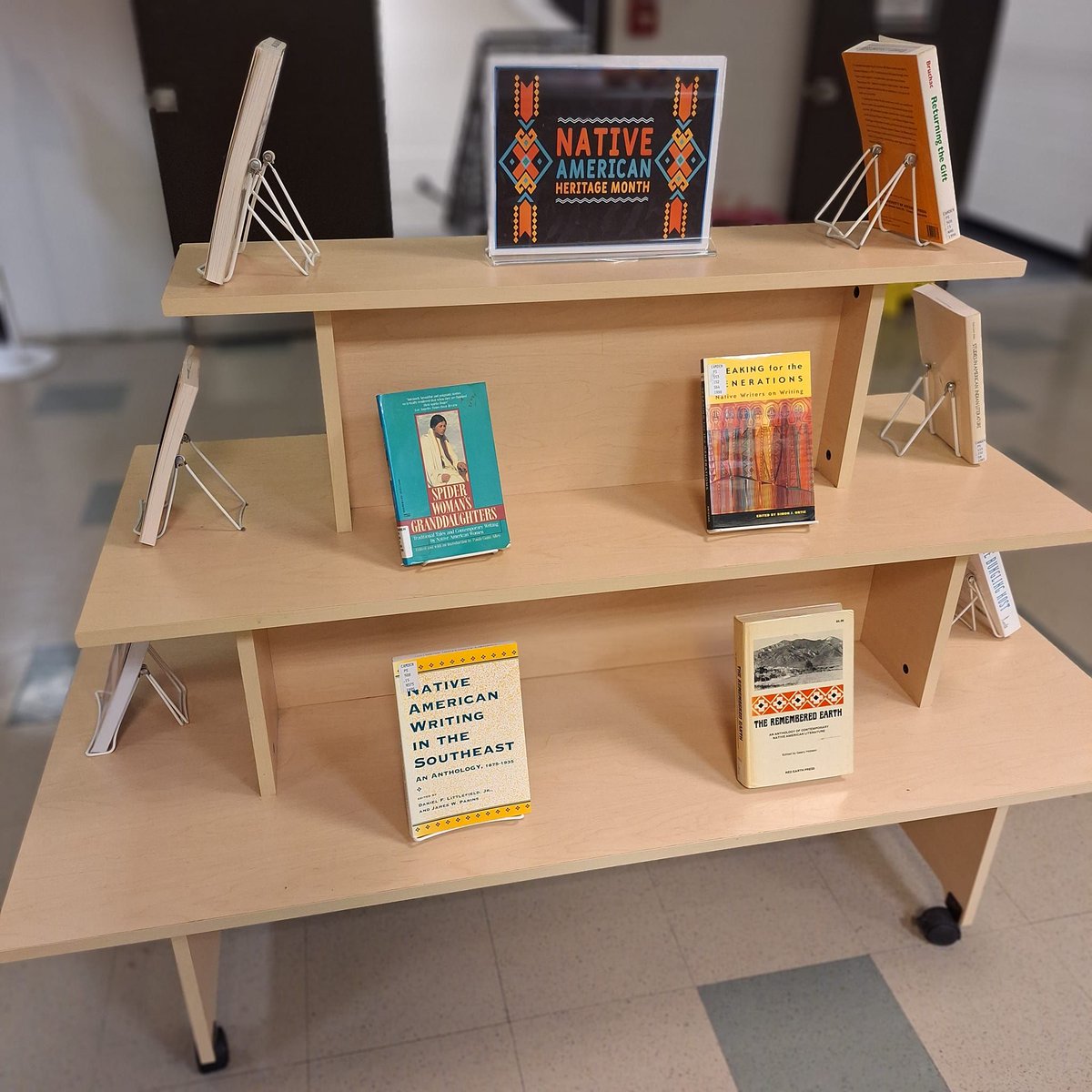 RUC_GradSchool's tweet image. 📚 In recognition of Native American Heritage Month, Paul Robeson Library features a book display celebrating the histories, cultures, and narratives of Native American communities. 
#NativeAmericanHeritageMonth #IndigenousVoices #PaulRobesonLibrary  #RutgersCamden