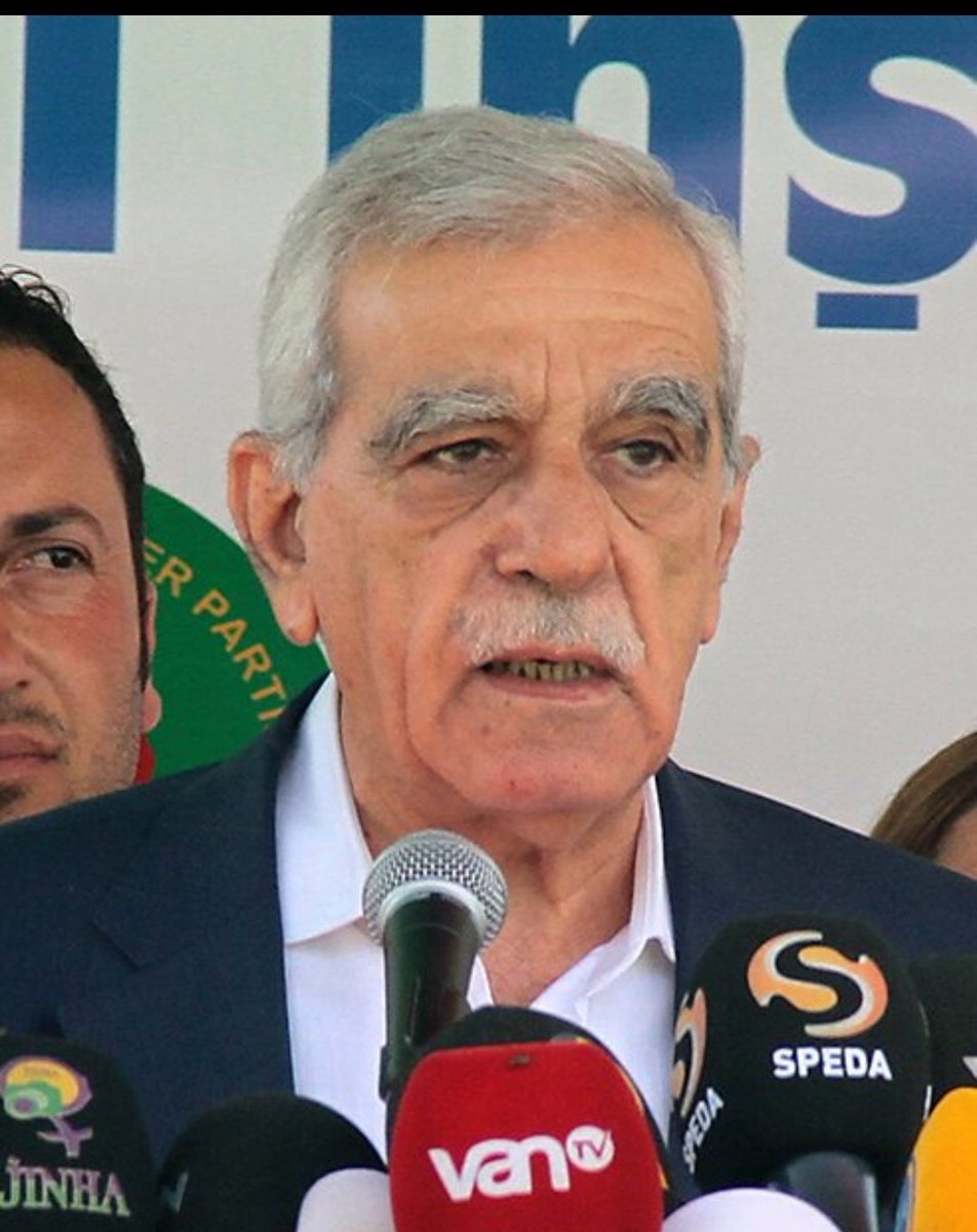 Ozaman seçim yapmayacak istediğini atayacaksın . #Kayyım bu ülkenin utanç duyulacak bir uygulamasıdır.
Tarihi sizi her zaman yazacak ama çöp tenekesinden farksız..