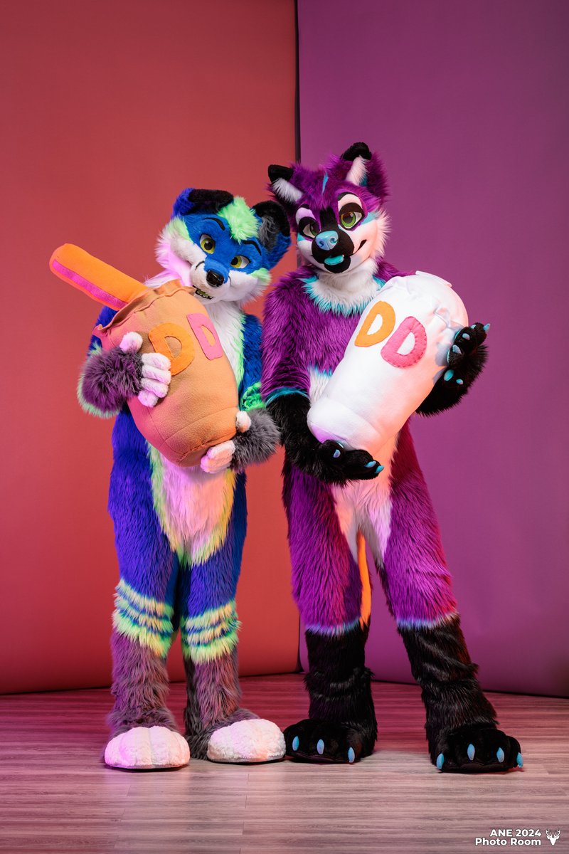CycurCanine's tweet photo. I don't even like coffee...

🦊 @DoddsieFox 
📸 @ANEPhotoTeam https://t.co/tmDCxcloBv