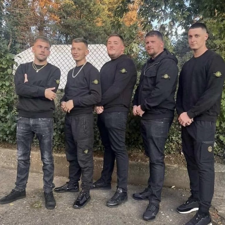 No Context Brits tweet media