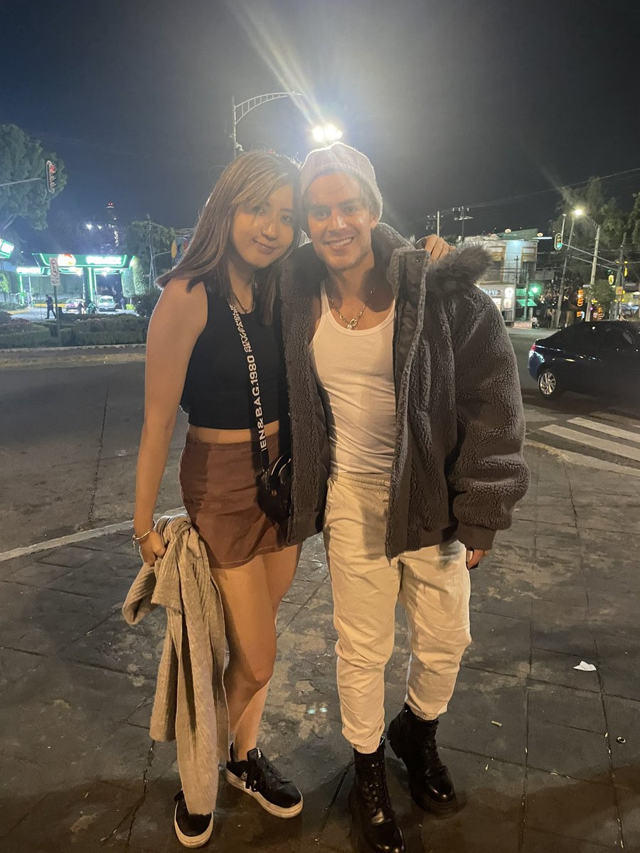 polo_morinDF's tweet photo. Qué bonito ha sido crecer contigo @Polo_Morin hoy y siempre te deseo lo mejor 🥳🥳🥳🥳🥳 

Te quiero https://t.co/d2hICOyCi2