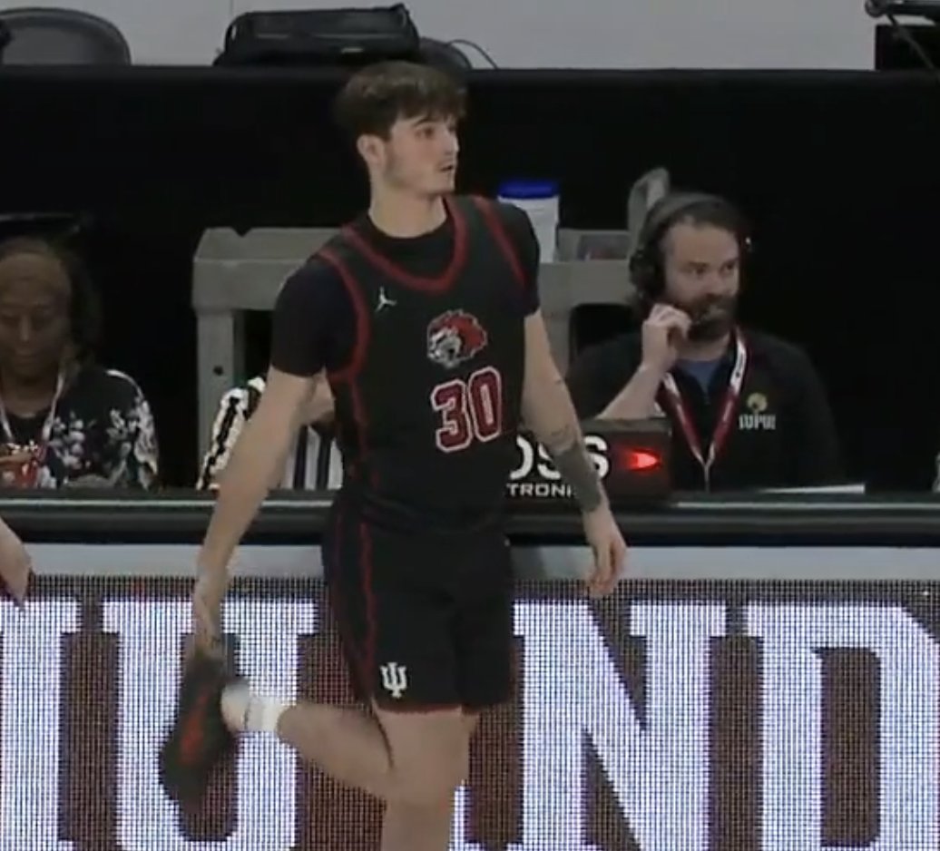 No Context College Basketball (@contextfreecbb) on Twitter photo 