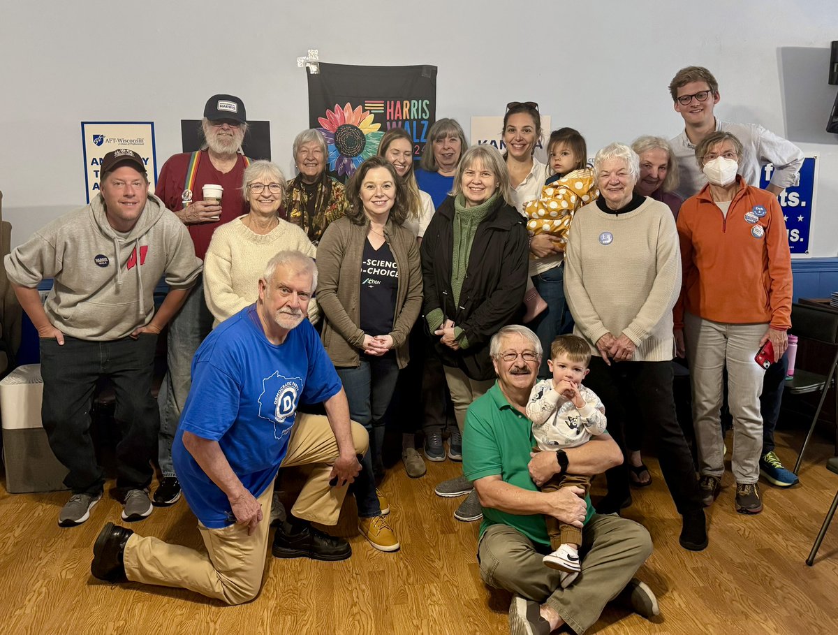 Knocking doors this AM in West Bend with the incredible Washington County Dems! Join us &amp; help us get out the vote for <a href="/KamalaHarris/">Kamala Harris</a>, <a href="/tammybaldwin/">Tammy Baldwin</a>, <a href="/wisconsinforben/">Ben Steinhoff</a>, &amp; Democrats up and down the ballot.

Have you signed up for a shift yet? Join us here mobilize.us/wisdems/
