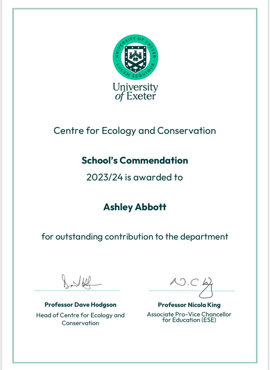 SeaSplashUK's tweet photo. Can’t quite believe it at the moment 🥰 I wish the @MarineVertsMSc was a 3 year course so I could do it on repeat. All the staff were incredible and I could not fault the course in any way 🐳 I’m so sad it’s over, but really looking forward to the future! @UniExeCEC https://t.co/J8MY1eGuMf