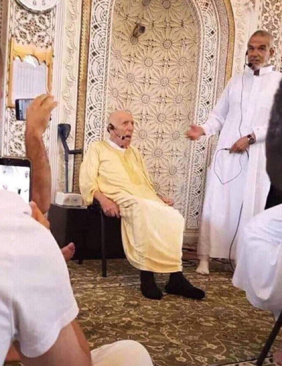 OdakTV1's tweet photo. İspanya'da 98 yaşındaki  bir adam İslamiyeti seçerek  Müslüman oldu. https://t.co/6U4mrfxzLO