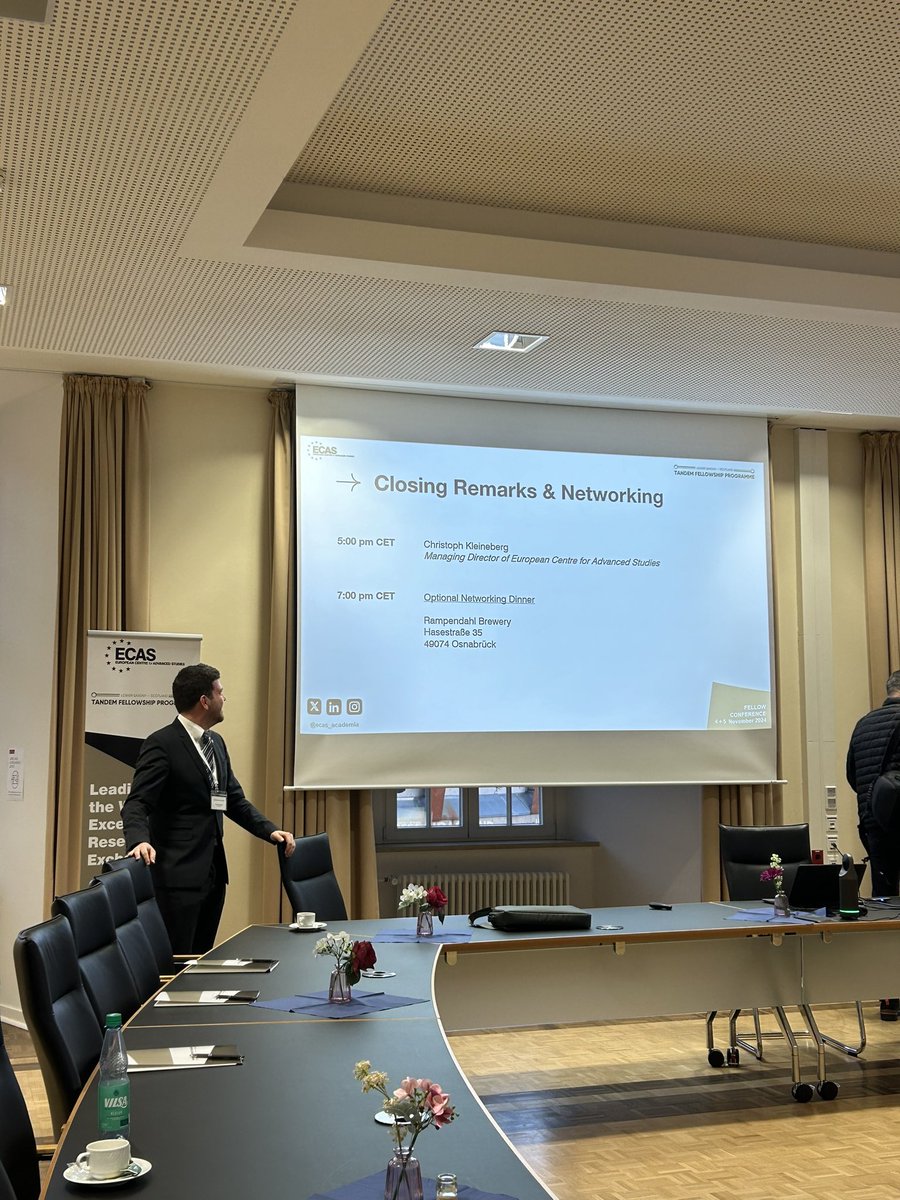 European Centre for Advanced Studies (@ecas_academia) on Twitter photo #FellowConference2024
The closing addresses by Christoph Kleineberg, ECAS Managing Director, conclude the first day of the conference. The evening will continue with a networking dinner in the charming old town of Osnabrück. See you tomorrow! #FellowConference2024
The closing addresses by Christoph Kleineberg, ECAS Managing Director, conclude the first day of the conference. The evening will continue with a networking dinner in the charming old town of Osnabrück. See you tomorrow!