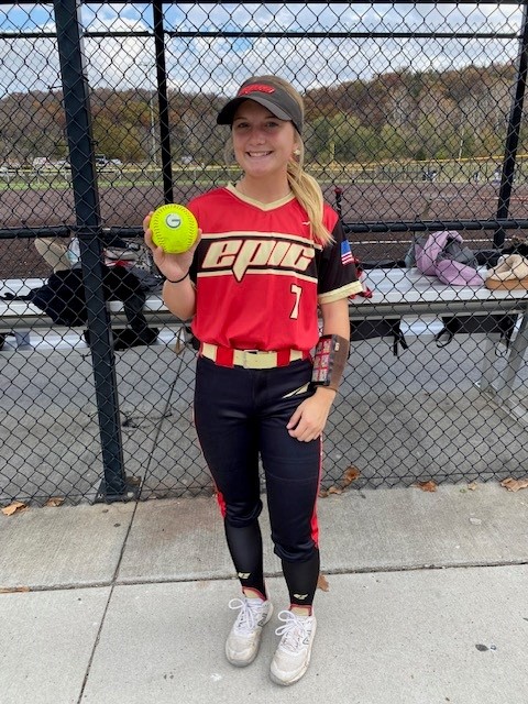 Top Gun Select in Shawnee, KS this past weekend. Team went 3-2 in our first 18U tourney. Batted .300 and got my first 💣of the season! Glove was solid with perfect FP with 18 TC. <a href="/epicnat08_shrum/">Epic National 26/27 Shrum,Smith</a> <a href="/coach_moralez/">Coach Moralez</a> <a href="/SCU_Softball/">SCU Lady Eagles</a> <a href="/OKWUeagles_SB/">OKWU Softball</a> <a href="/ocu_softball/">Oklahoma City University Softball</a> <a href="/OCeaglesSB/">OC Softball</a> <a href="/OBU_Softball/">OBU Softball</a>