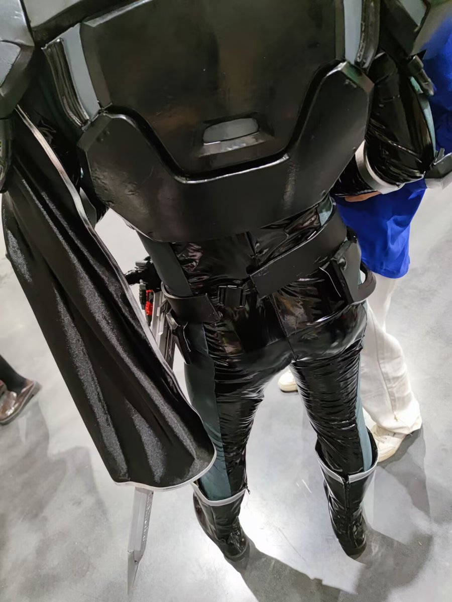 #いいおしりの日
迟到了也发一个单独的吧（CP30被偷拍的）