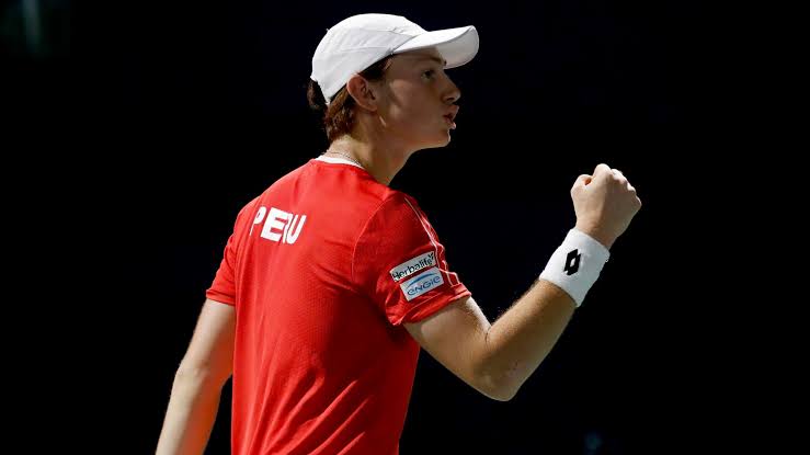 PuntoEnJuego's tweet photo. 🎾 #DirecTVOpenLima 🇵🇪 horarios de hoy:
11:50* Conner Huertas del Pino 🇵🇪 vs Vilius Gaubas 🇱🇹
(Seguido) Arklon Huertas del Pino 🇵🇪 vs Hugo Dellien 🇧🇴
17:00* Juan Pablo Varillas 🇵🇪 vs Murkel Dellien 🇧🇴
19:30* Ignacio Buse 🇵🇪 vs Juan Manuel Cerúndolo 🇦🇷
Vamos Perú 💪
*no antes de https://t.co/iQhGRfearx