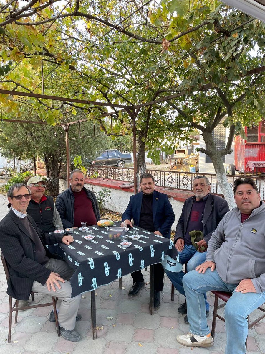 HKarasu39's tweet photo. ⛳️Osmancık köyümüzde,
#KırklareliİlÖzelİdare olarak, Köy içi yıpranan yolları düzlenleme çalışmalarımızı gerçekleştirdik.
Vatandaşlarımıza mutluluğu, çalışma azmimizi dahada güçlendiriyor ve #Milletimize hizmet yolunda durmadan çalışmaya devam ediyoruz. https://t.co/o1rIWpcZXr