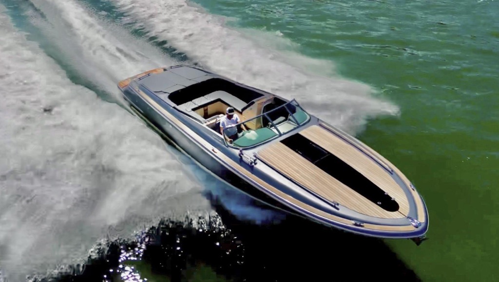 boatcrazy's tweet photo. Rare #ChrisCraft #Corsair 34 Heritage Edition in Sausalito! Hand-laid teak decks &amp; custom Charcoal metallic paint—turn heads with this iconic boat!
🔹Price: $389,000
🔹Location #Sausalito #California

〰️〰️⁠
🔗 https://t.co/DoL4ECFWUI
〰️〰️⁠ https://t.co/b8QJctJZbd