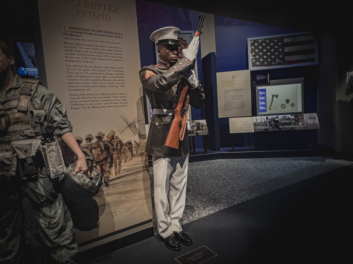 USMCMuseum's tweet photo. Founded in 1948, the Marine Corps Silent Drill Platoon is known for its flawless precision, performing intricate routines without a single verbal command. Their dedication to discipline and unity represents the highest standards of Marine excellence.
#CountdownTo249 #USMCMuseum https://t.co/eUYvuUDOrx