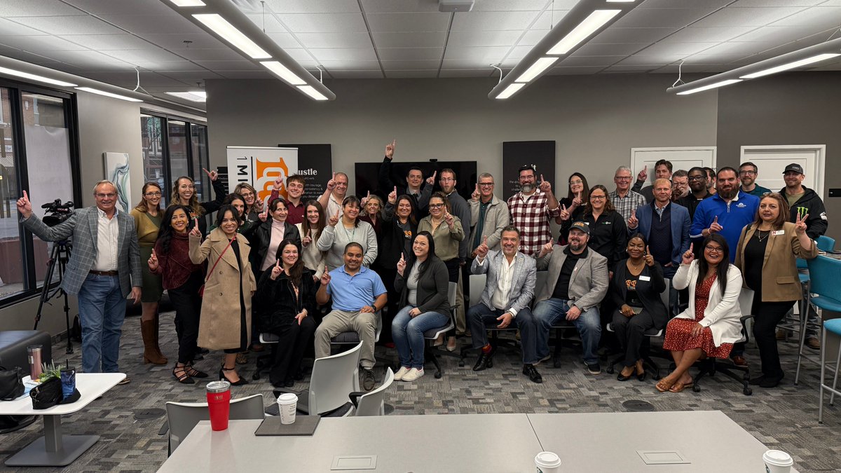 What a beautiful community 🧡

Last week's launch was fantastic and the best part is, we get to see everyone again this week! Free #1MC coffee pours at 8:30AM every Wednesday, so bring a friend and let's keep building... together.

☕️ 1millioncups.com/s/account/001U…