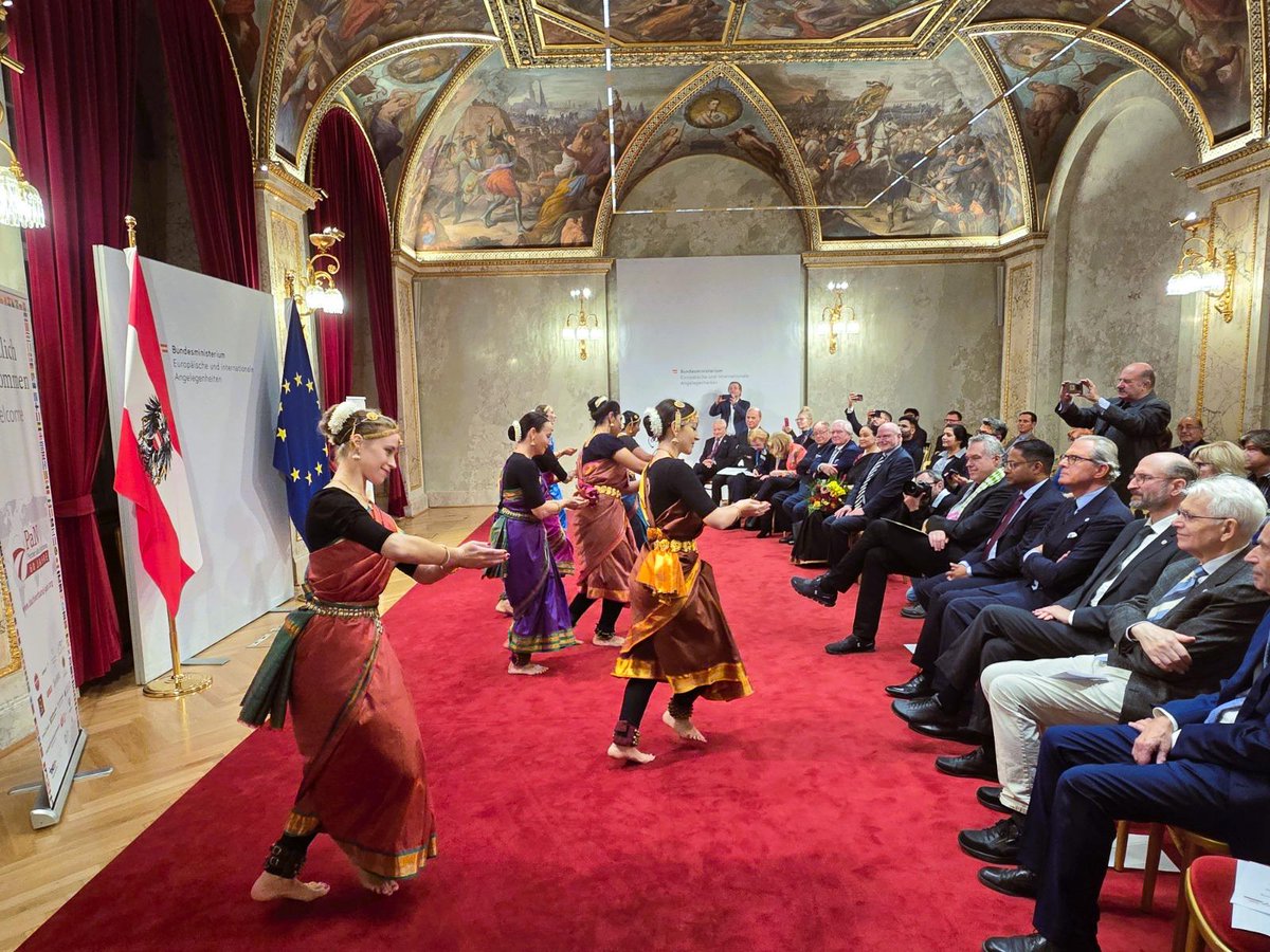 India in Austria tweet media