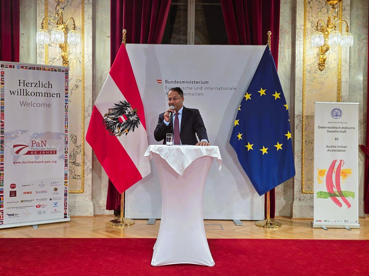 India in Austria tweet media