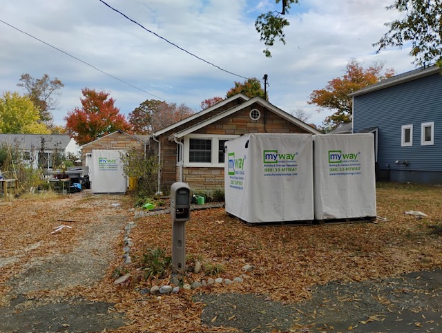MyWayStorage's tweet image. 🚚 Exciting news, Edgewater, MD! MyWay Mobile Storage is delivering convenient storage solutions right to your doorstep. Whether you&apos;re organizing, renovating, or moving, we make it simple and secure. 📦 Flexible and always on your schedule! #MobileStorage #MyWayStorage