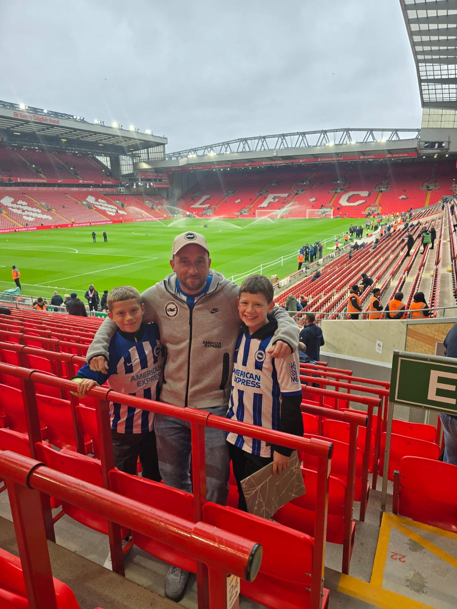 Dave Örbit tweet media