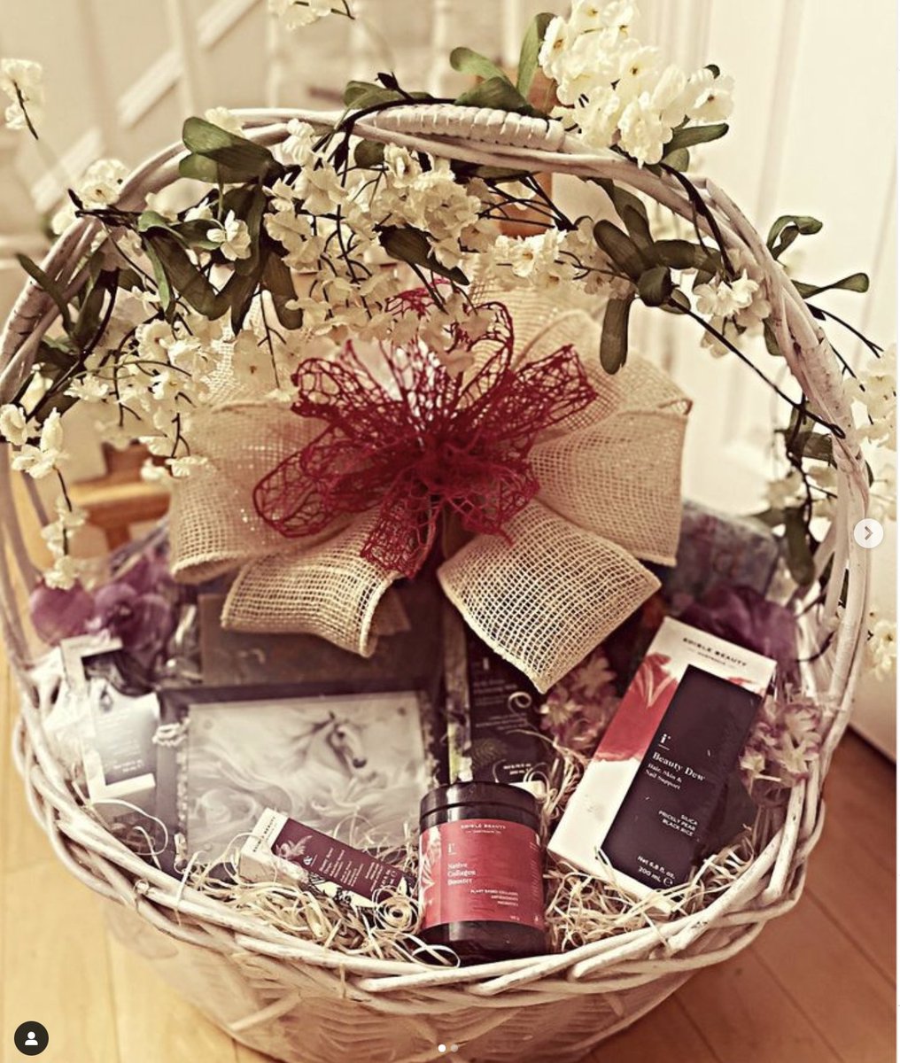 Hollywood Swag Bag tweet media