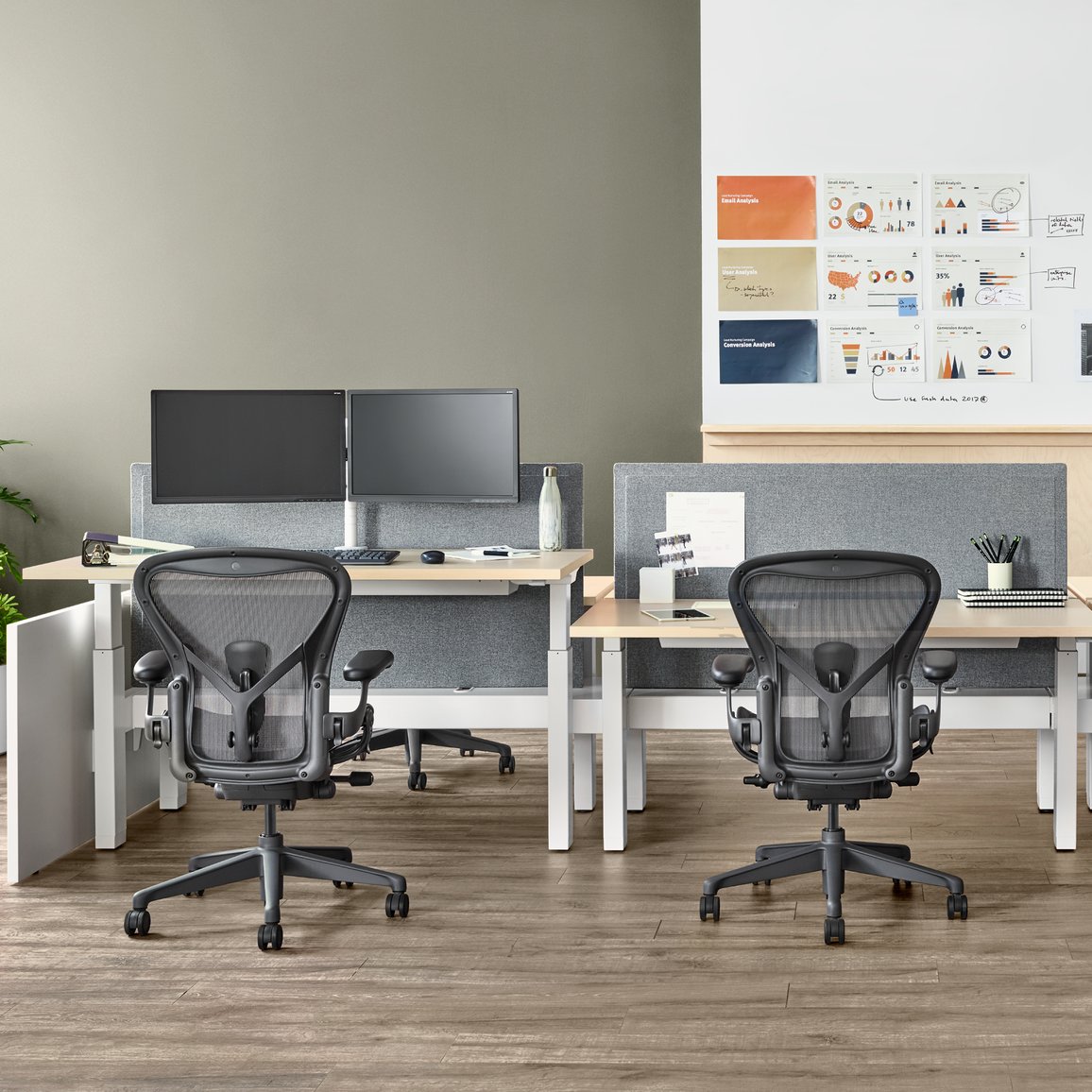 🚨 Black Friday Alert! 🚨 Get ready to elevate your workspace with the iconic Herman Miller Aeron Chair in Graphite, Size B, now at its lowest price ever! 

tinyurl.com/bdhuj2cj

Hurry, this offer won't last long! #BlackFriday #HermanMiller #AeronChair #OfficeGoals #SaleAlert