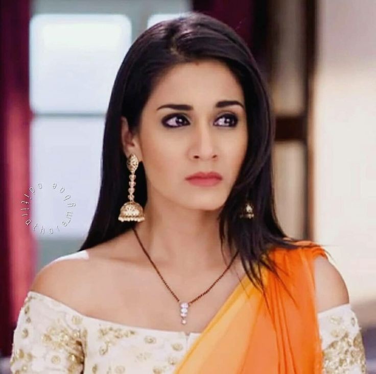 ohnadaanparinde's tweet photo. Yeah. avni's wardrobe in naamkaran was one of my favourites. https://t.co/EAGDw1BAiP