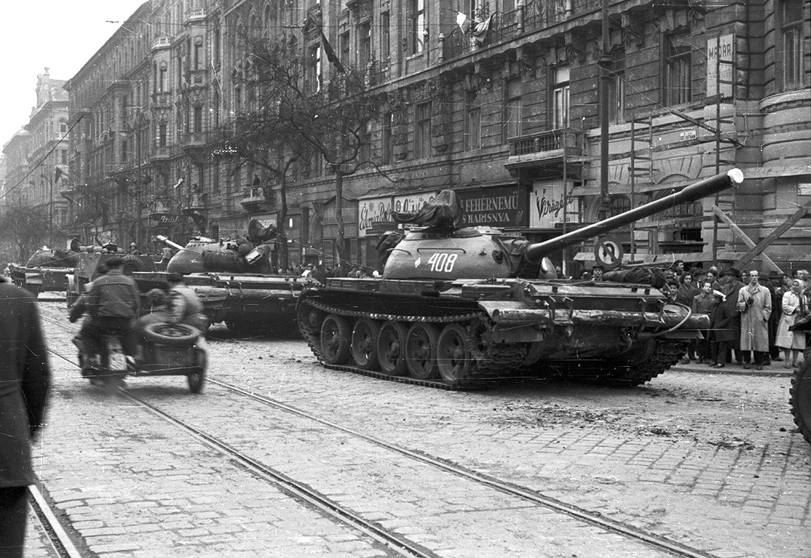 KanchanGupta's tweet photo. 4 November 1956.
On this day the Soviet Union Army crushed the 'October Revolution' in #Hungary
Imre Nagy, who became premier riding the popular uprising, was arrested and executed in 1958 for treason.
#Budapest 
#LostInHistory https://t.co/lzfgSPj2T1