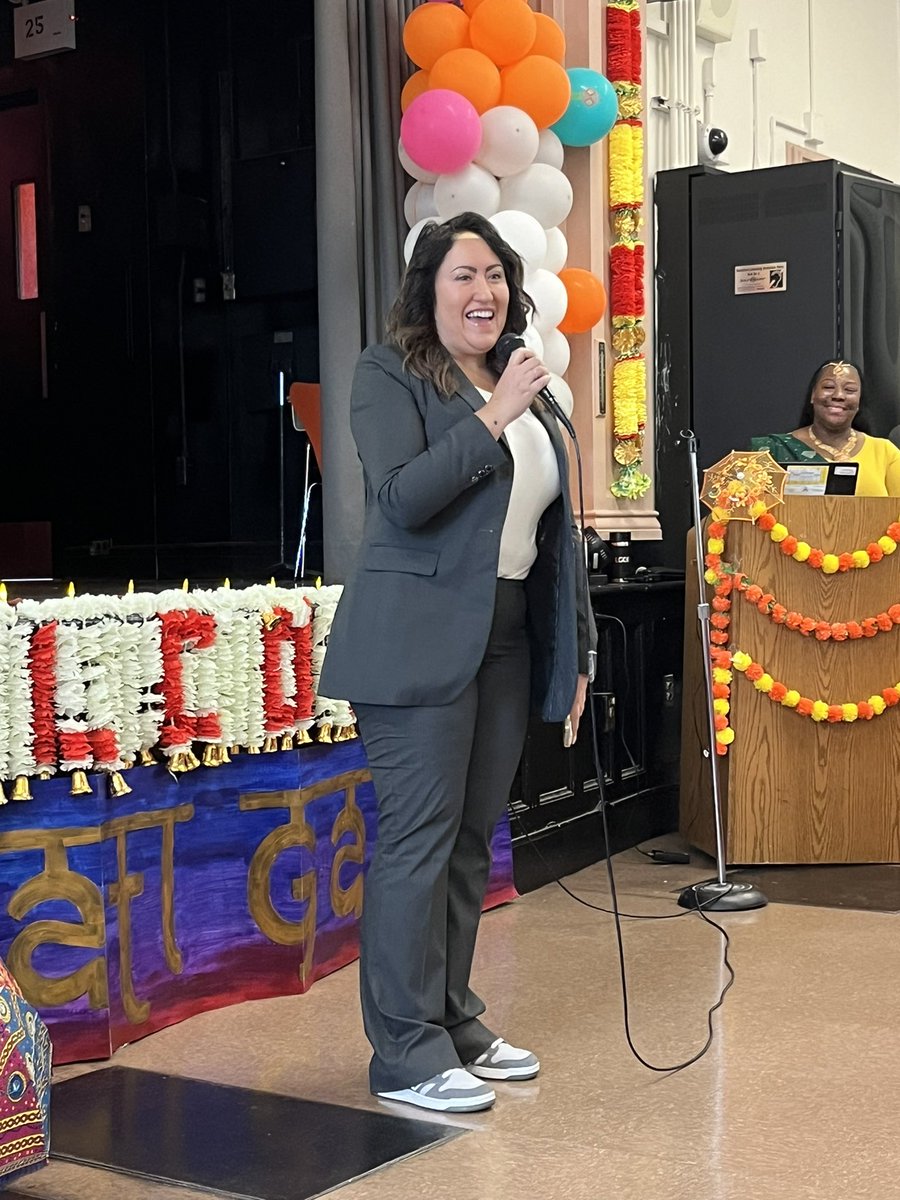 Vanessa Ruiz tweet media